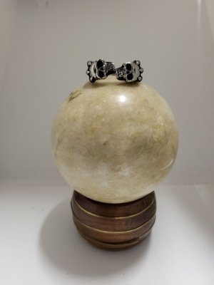 Kissing Skulls Ring | Size 8