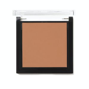 Ben Nye Sheer Foundation Bella 004