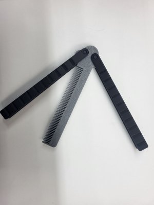 Butterfly Knife Comb