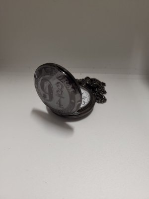 Harry Potter Platform 9 3/4 Pocket Watch